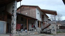 Ninia's Guesthouse 6