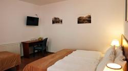 Time Out Hotel 3