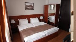 Time Out Hotel 12
