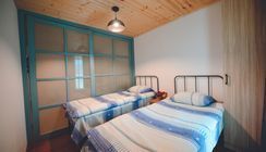 Mgzavrebi Apartment 3