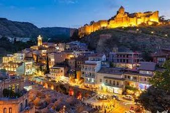 მყუდრო აპარტამენტები ძველ თბილისში_3