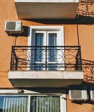 ბინა ძველ თბილისში, მეტეხი_2