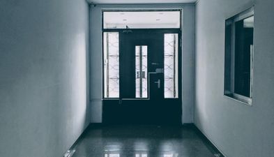 ბინა ძველ თბილისში, მეტეხი_4