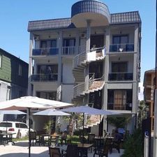 სასტუმრო მეგობრები_2