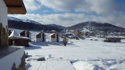 თრეველ ინნ ბაკურიანი_3