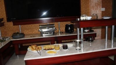 თრეველ ინნ ბაკურიანი_6