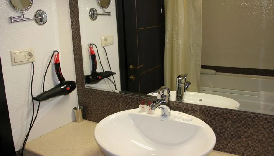 Hotel Villa Palace — Photo 43