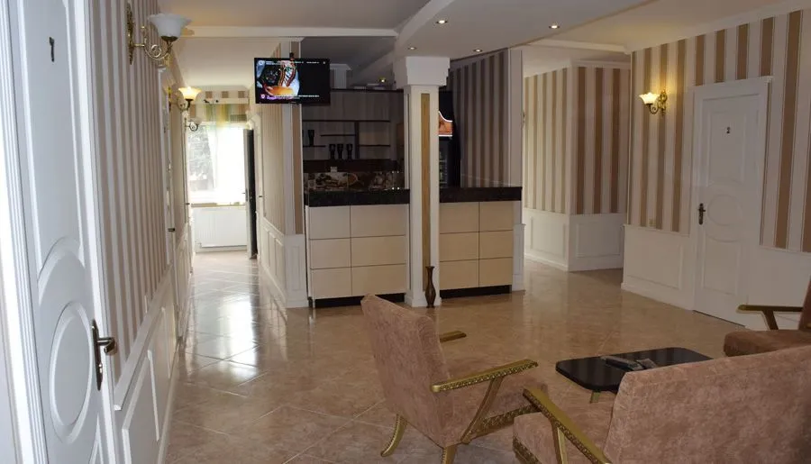 Hotel Crossway — ფოტო 16