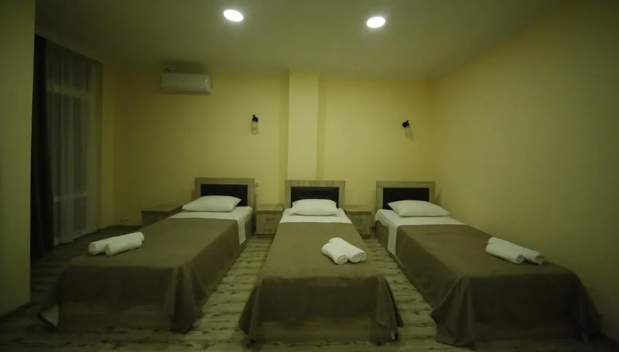 COMFORT — Photo 25
