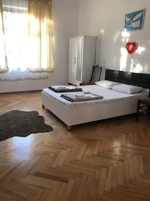 სახლი ბუნებაში — ფოტო 34