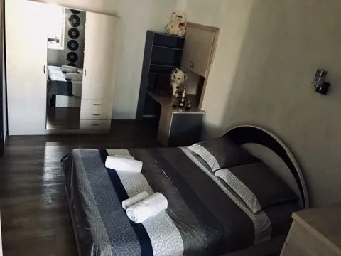 ბინა ავლაბარში — ფოტო 11