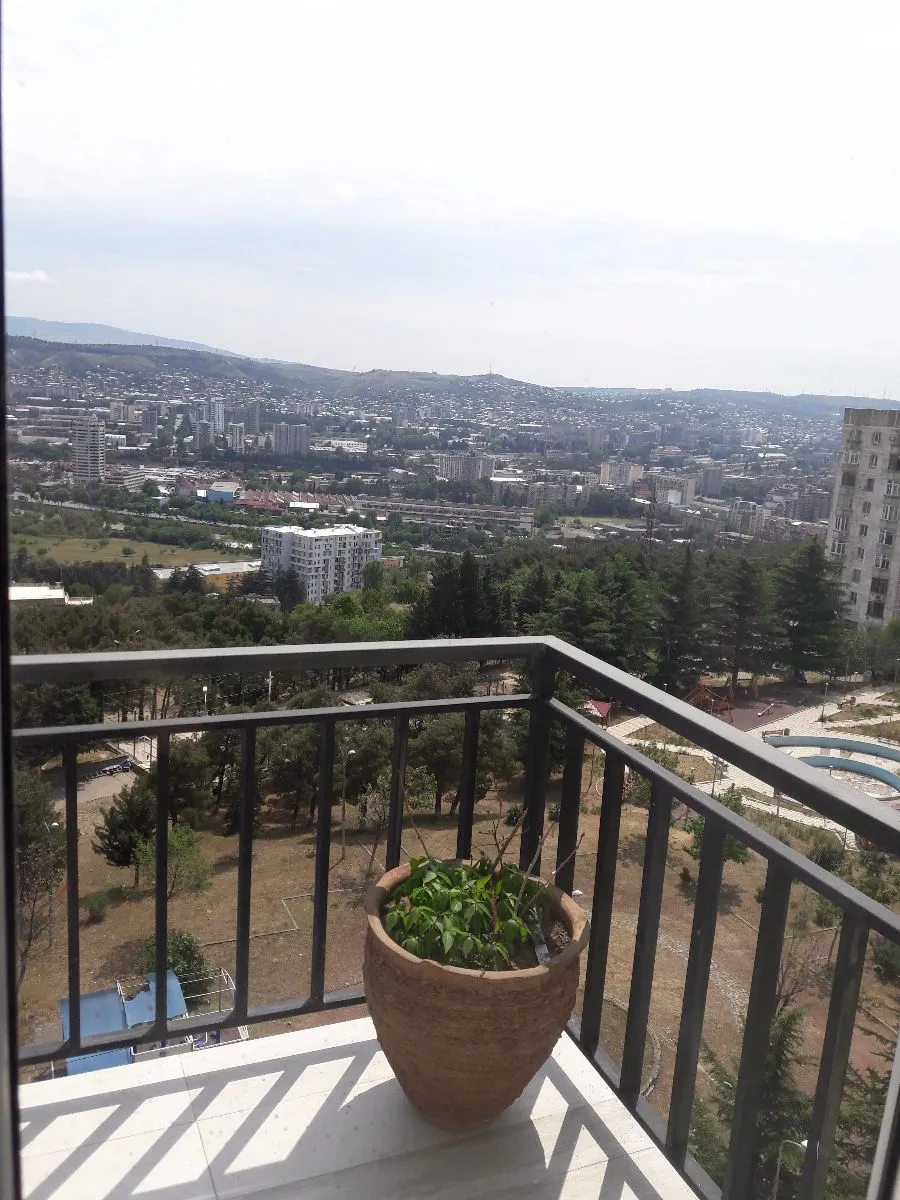 Tbilisi view — Photo 6