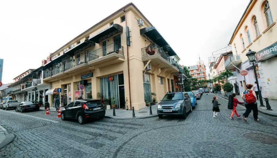 Hotel Batu — Photo 5