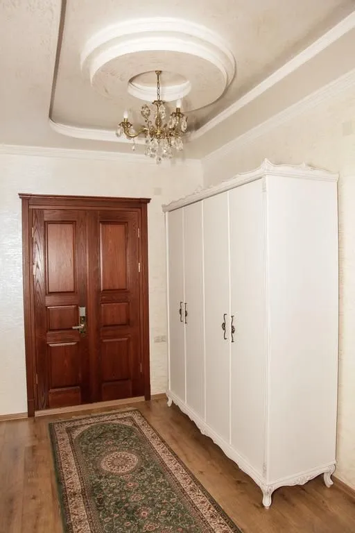 იბერია პალასი — ფოტო 95