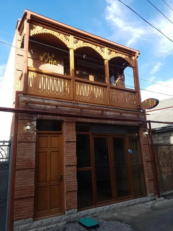 OLD TOWN — Photo 3
