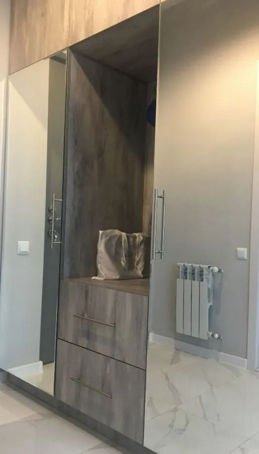Cozy Apartment in the centre near Holiday Inn Hotel — Photo 10