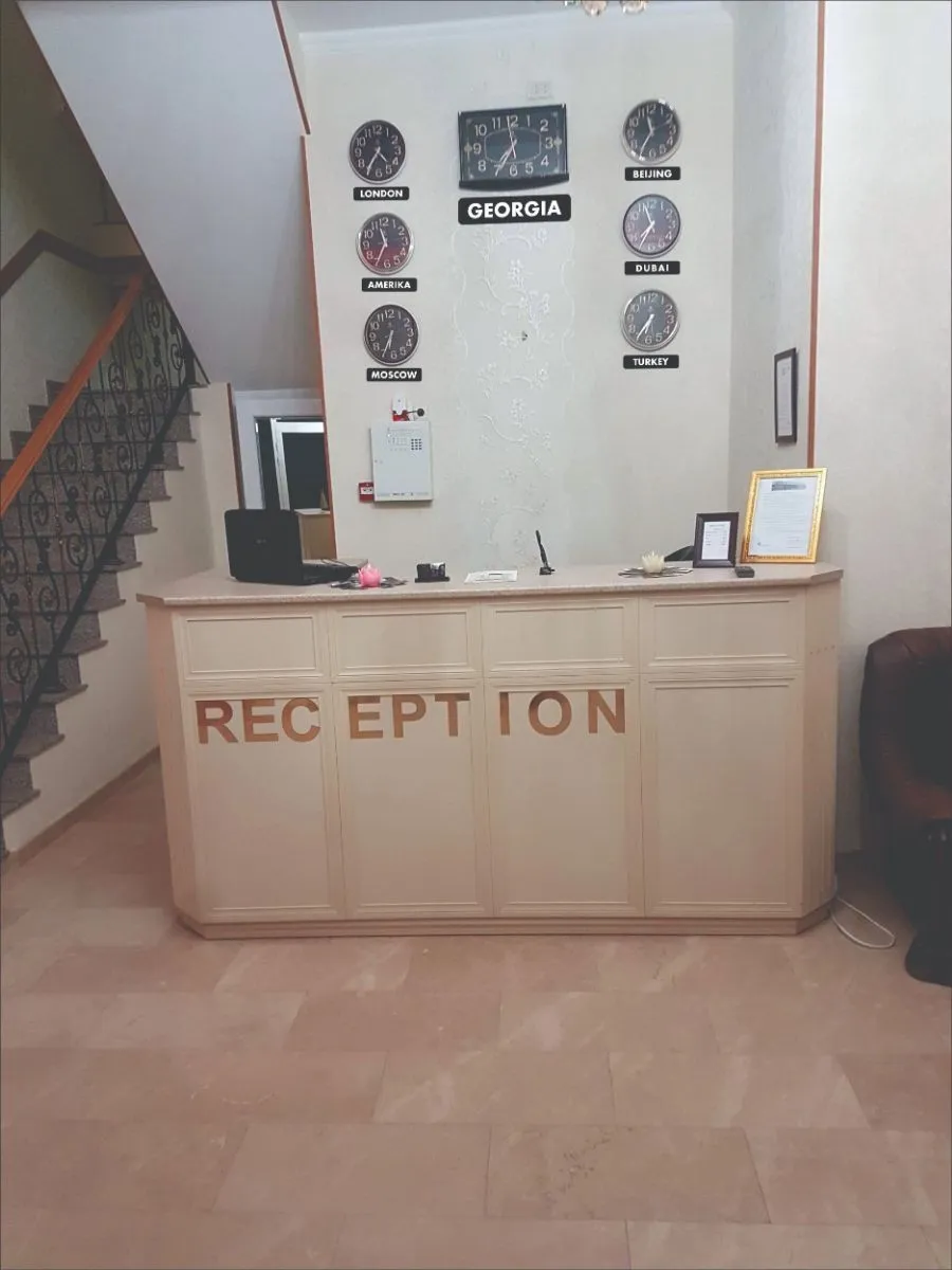 HOTEL LEADER — Photo 6