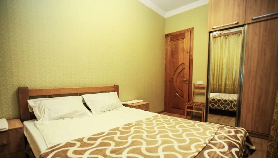 Guest house In Tbilisi — Photo 31