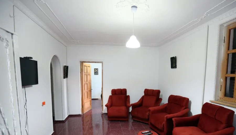 Family Rooms — Photo 21