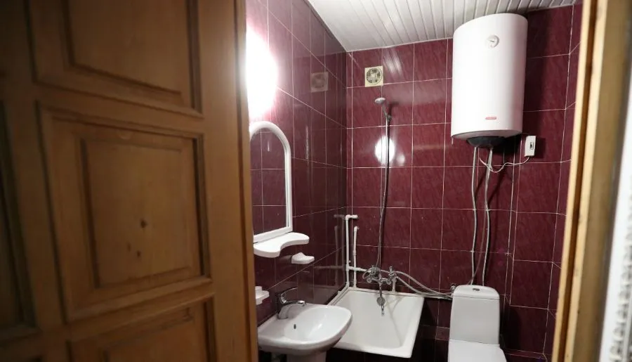 Family Rooms — Photo 22