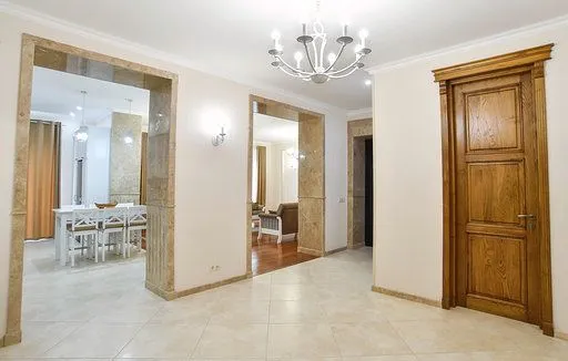ექსკლუზიური ბინა ძველ ქუთაისში — ფოტო 46