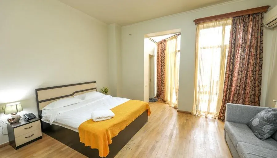 Eurasia Bridge Hotel — Photo 9