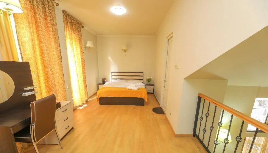 Eurasia Bridge Hotel — Photo 12