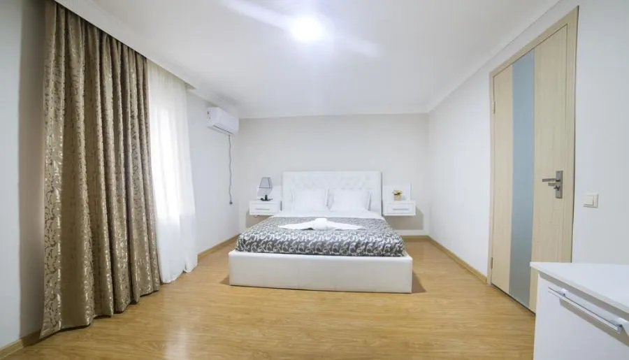 River S hotel — Photo 24