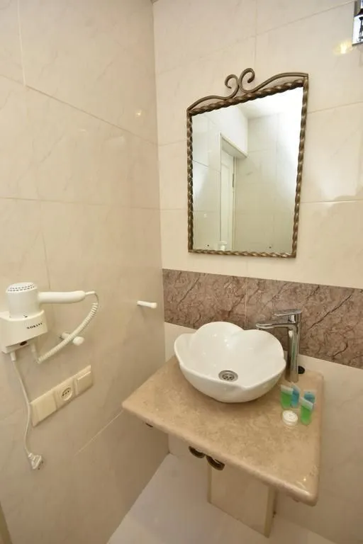 River S hotel — Photo 46