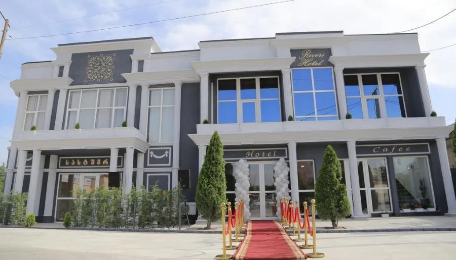 River S hotel — ფოტო 8