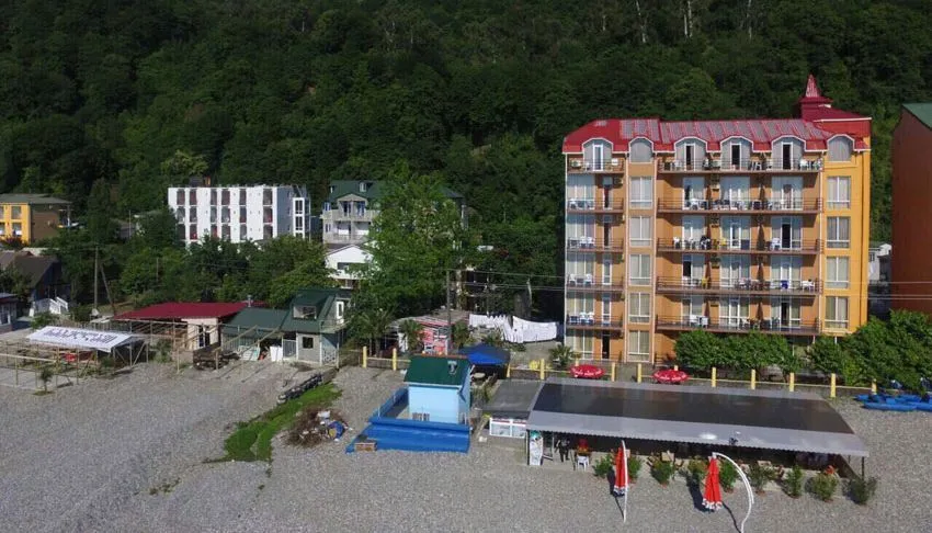 Lazuri Hotel — Photo 8