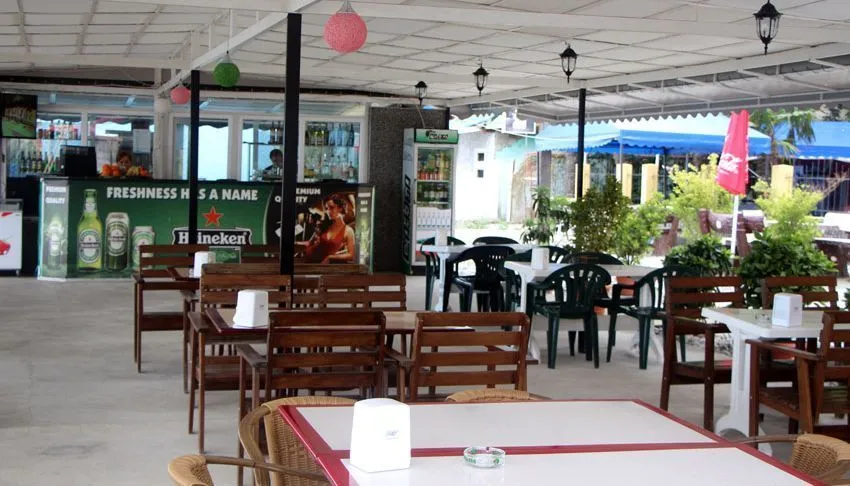 Lazuri Hotel — Photo 1