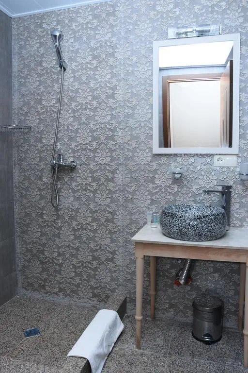 White residence Tsavkisi — ფოტო 56