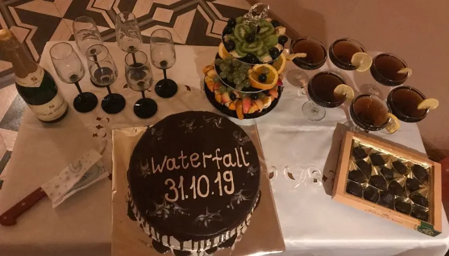 Cafe & Hotel Waterfall — Photo 11
