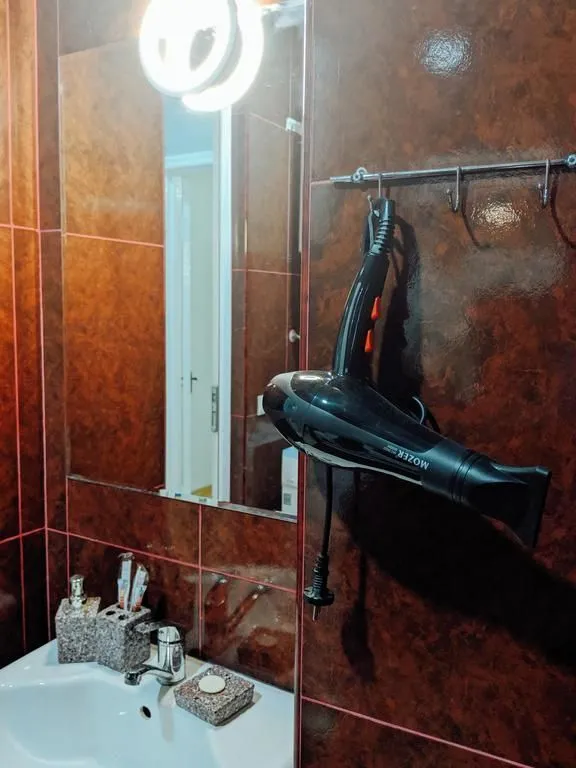 Apartment in old Tbilisi, Metekhi — Photo 20