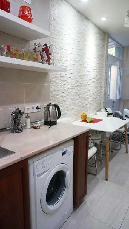 White tiger in  center Tbilisi — ფოტო 32