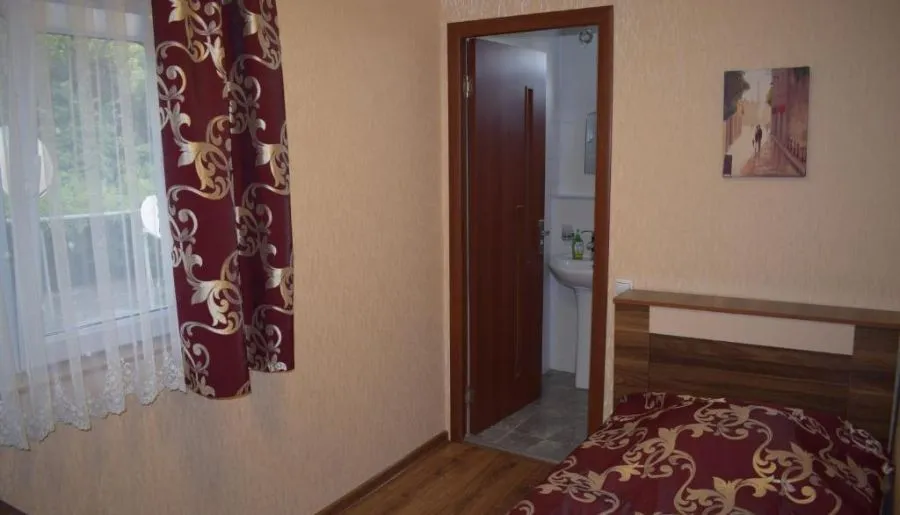 Guesthouse Lago & Wine Cellar — Photo 57