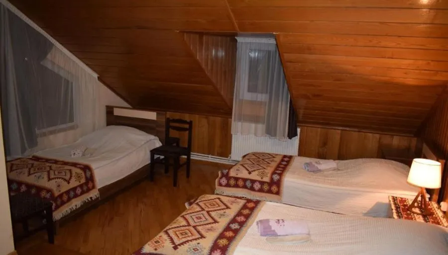 Guesthouse Lago & Wine Cellar — Photo 53