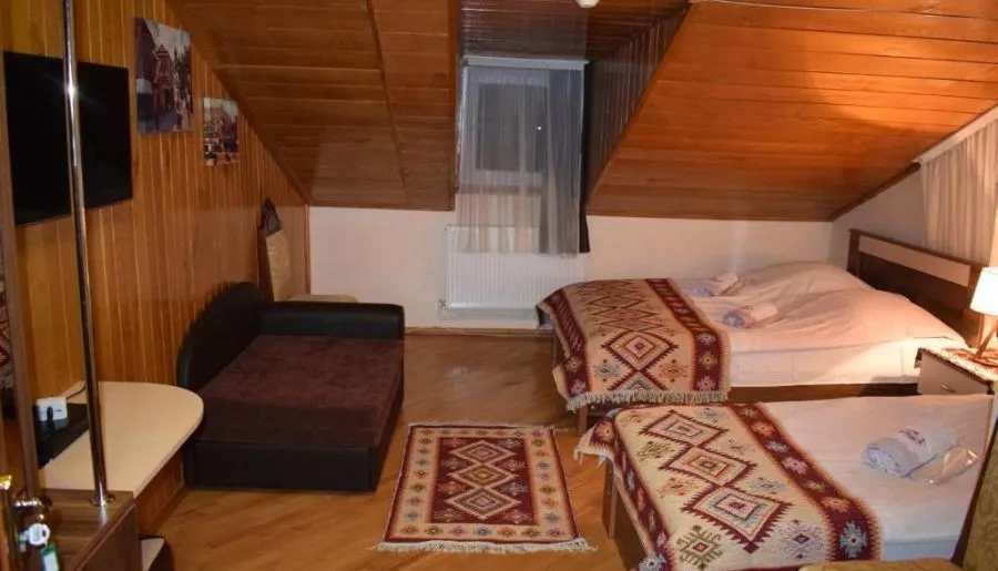 Guesthouse Lago & Wine Cellar — Photo 66