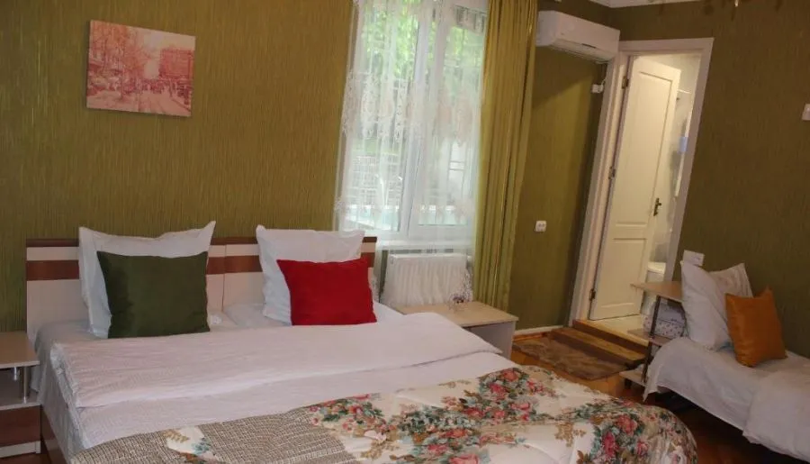 Guesthouse Lago & Wine Cellar — Photo 73