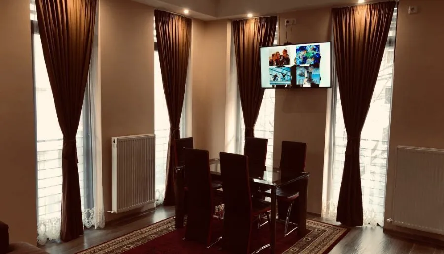 El hotel — ფოტო 18