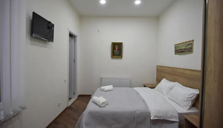 Guesthouse Radiani 14 — Photo 43
