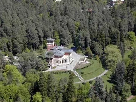 Zviad Guest House — Photo 10