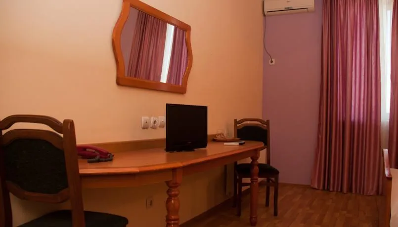 Aleksandria Hotel — Photo 33