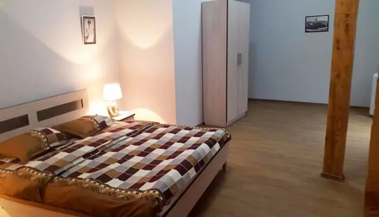 Aleksandria Hotel — Photo 29