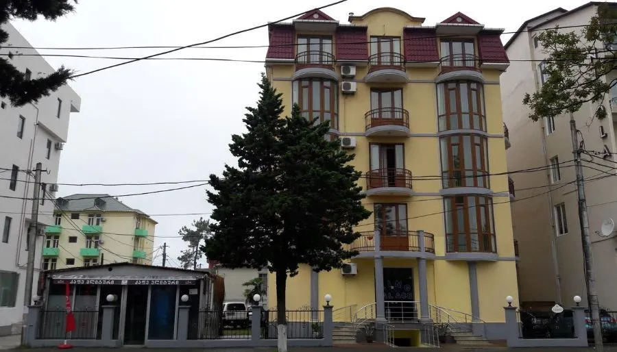 King Palace — Photo 1