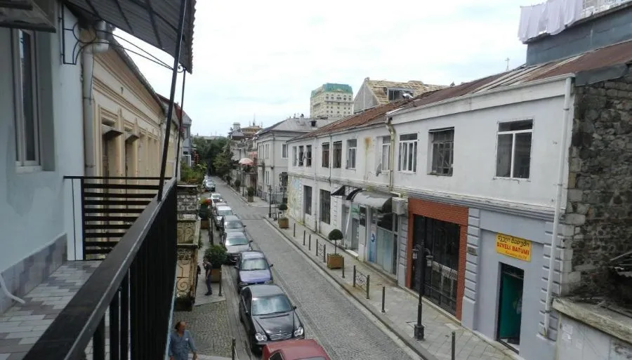 Green villa — Photo 1