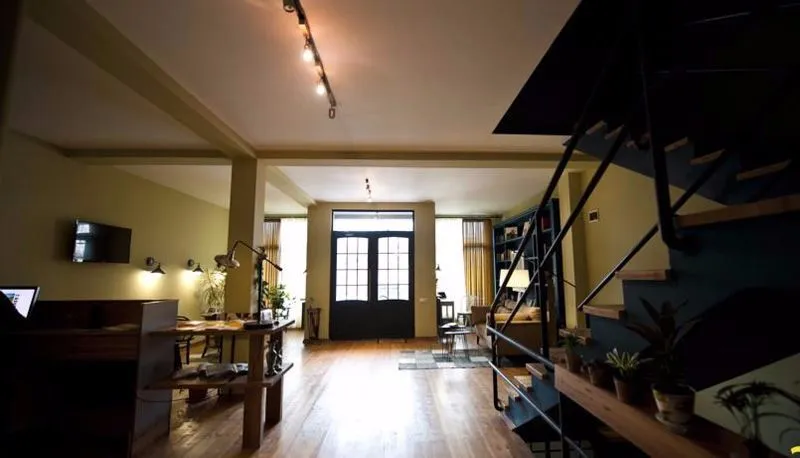 Hotel 27 — Photo 1