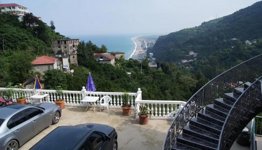 Kvari — Photo 1