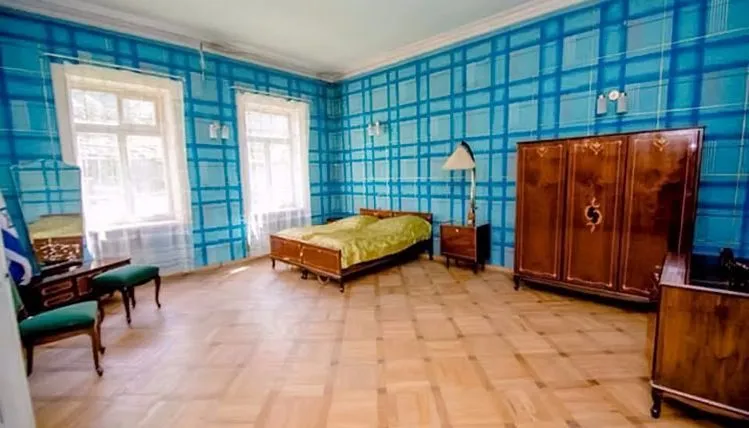 ღვინის სახლი — ფოტო 10